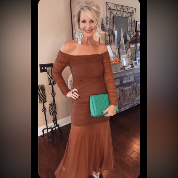 Cupshe Dresses & Skirts - Elegant Brown Off-Shoulder Mesh Dress